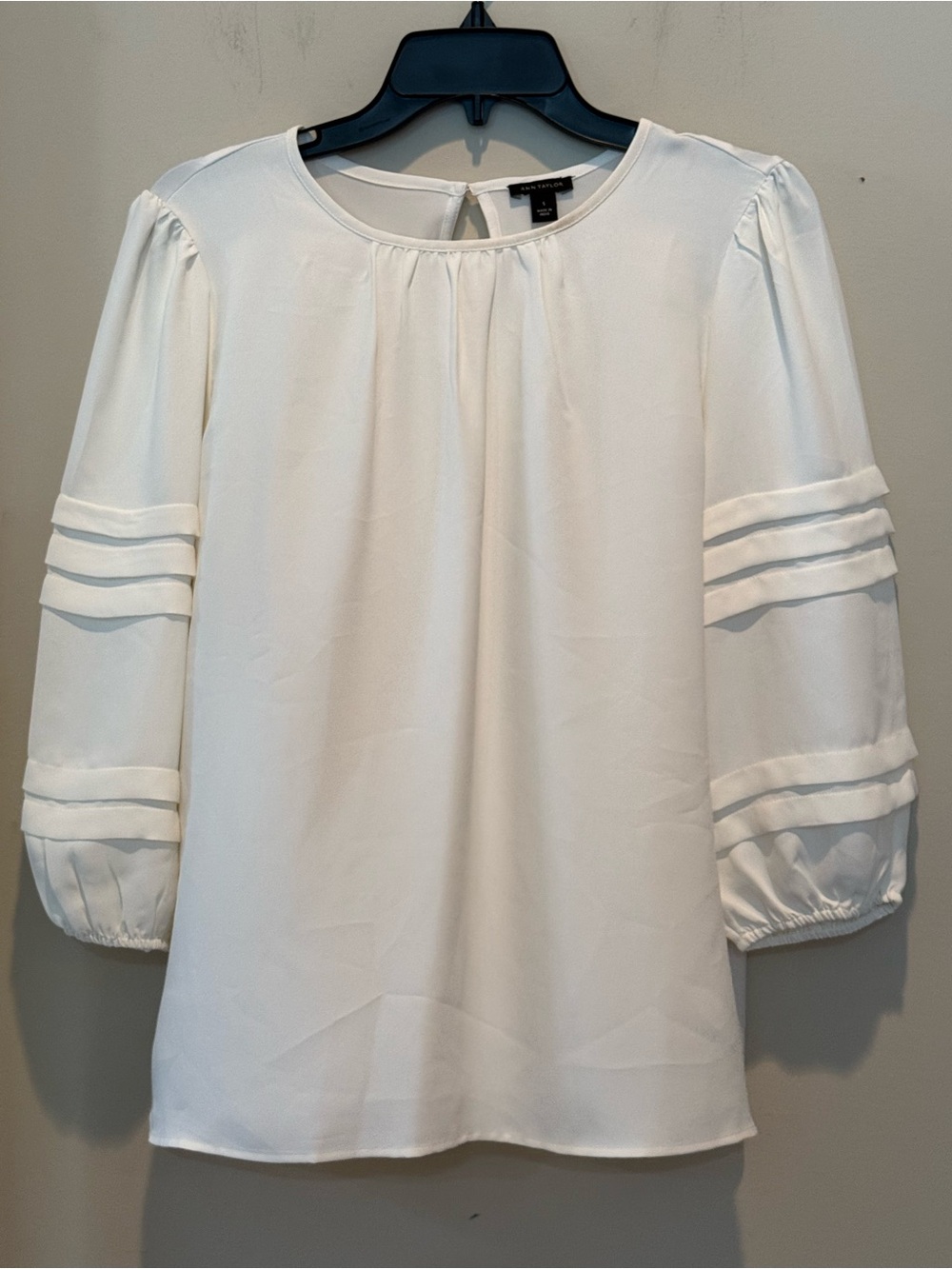 Ann Taylor White Puff-Sleeve Blouse